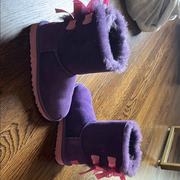UGG Purple Boots with Pink Bows - Picture 3 of 3